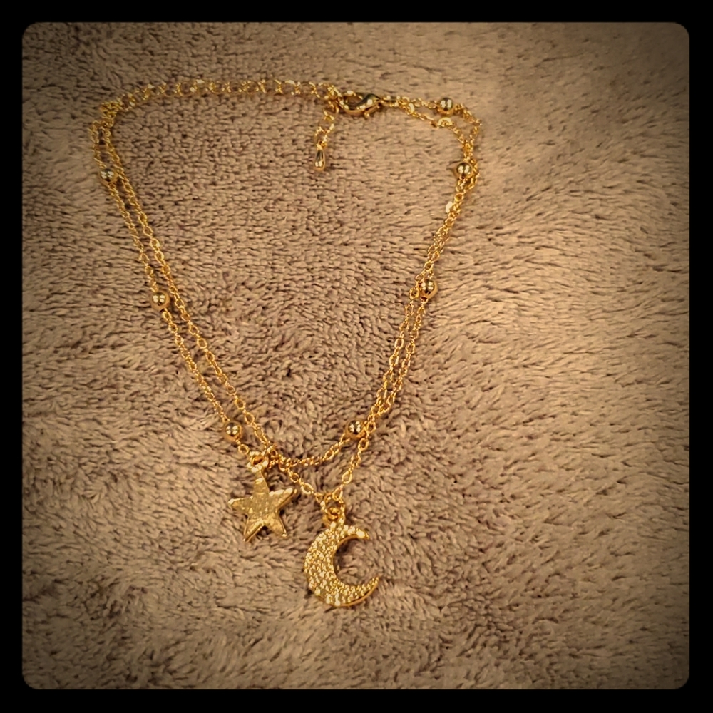 Gold ankle bracelet